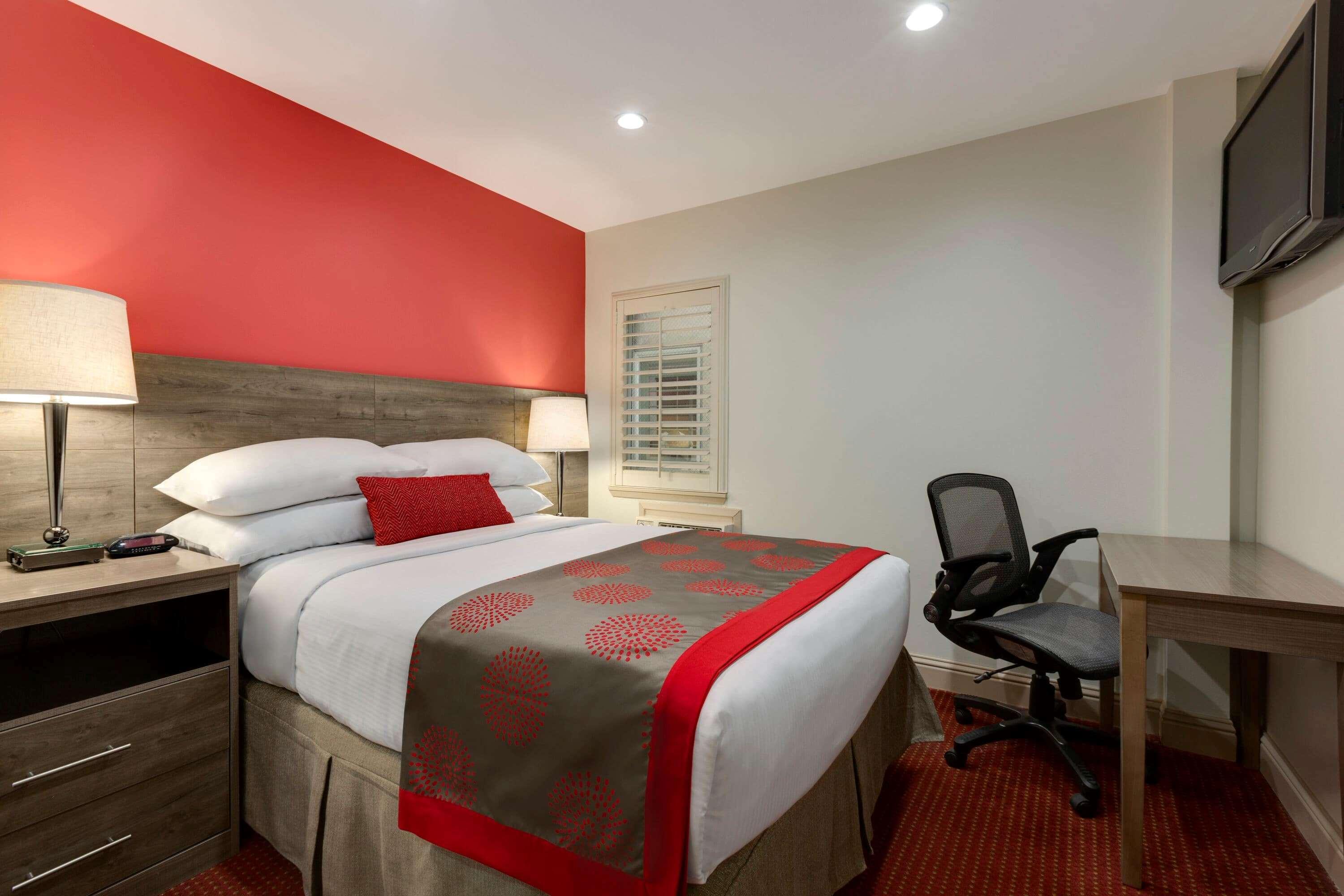 Ramada By Wyndham Oakland Downtown City Center Exterior foto