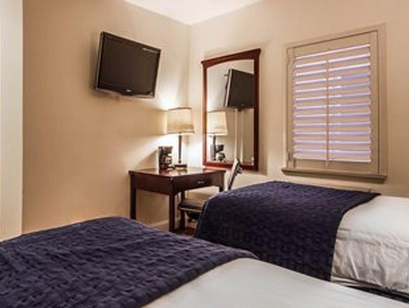 Ramada By Wyndham Oakland Downtown City Center Exterior foto